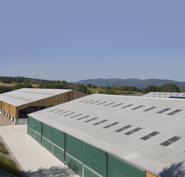 Advantages of fibre cement roofing on agricultural buildings